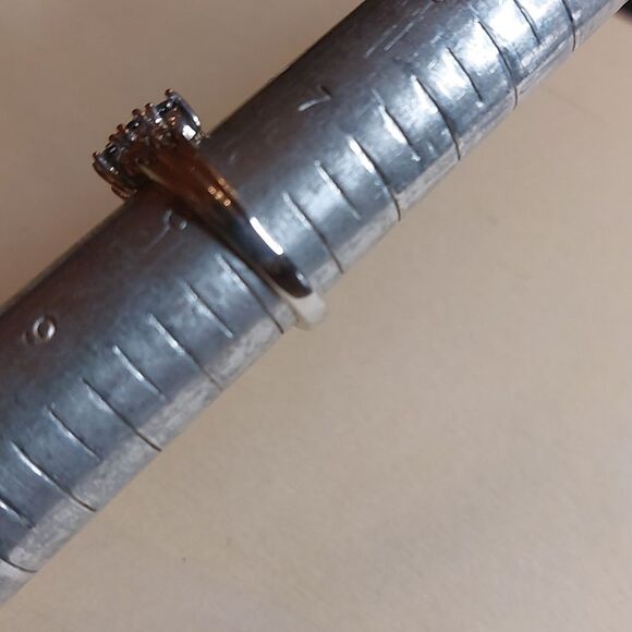 Clyde Duneier 925 CID Sterling Silver Triple Row Ice Blue Sapphire Ring Sz 7.75 - Picture 5 of 7